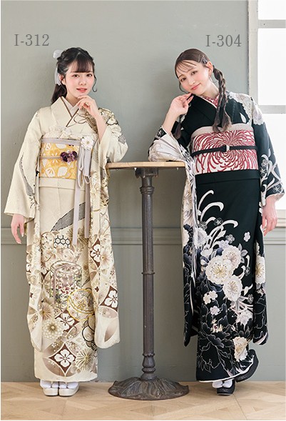 大きな菊柄が存在感がありおしゃれな振袖
